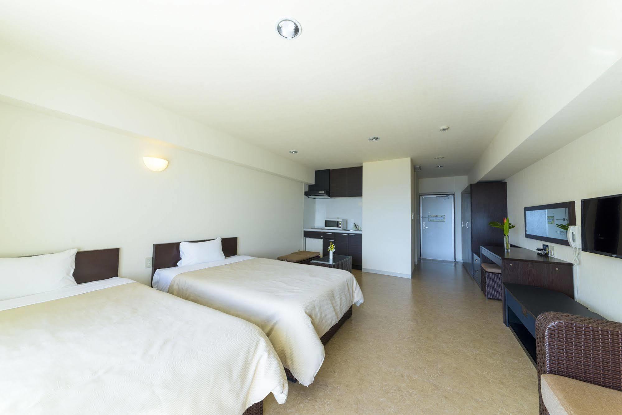 Condominium Hotel Monpa Chatan Ngoại thất bức ảnh